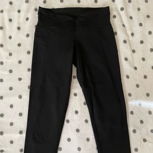 Lululemon crop pants